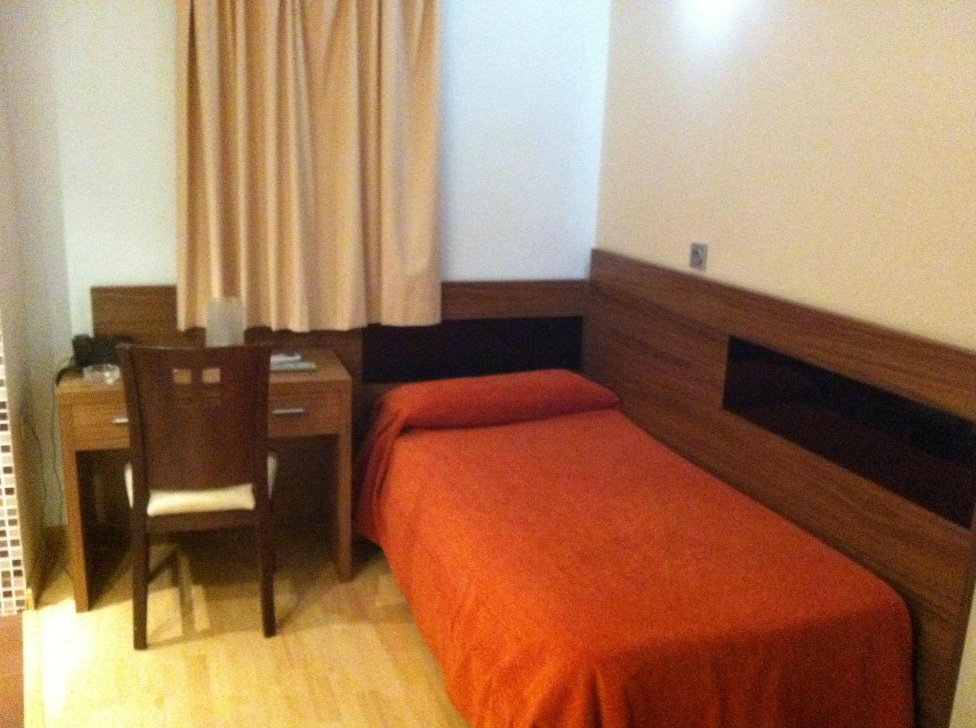 Hotel El Cruce Moraleda Moraleda De Zafayona المظهر الخارجي الصورة