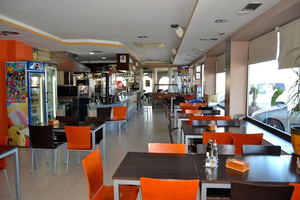 Hotel El Cruce Moraleda Moraleda De Zafayona المظهر الخارجي الصورة