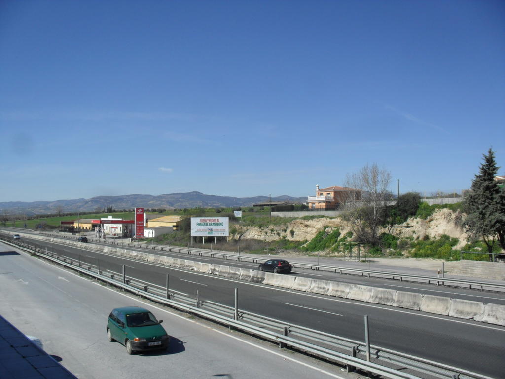Hotel El Cruce Moraleda Moraleda De Zafayona المظهر الخارجي الصورة